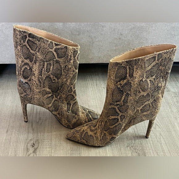 Express Asymmetrical Snakeskin Boot - Picture 4 of 9